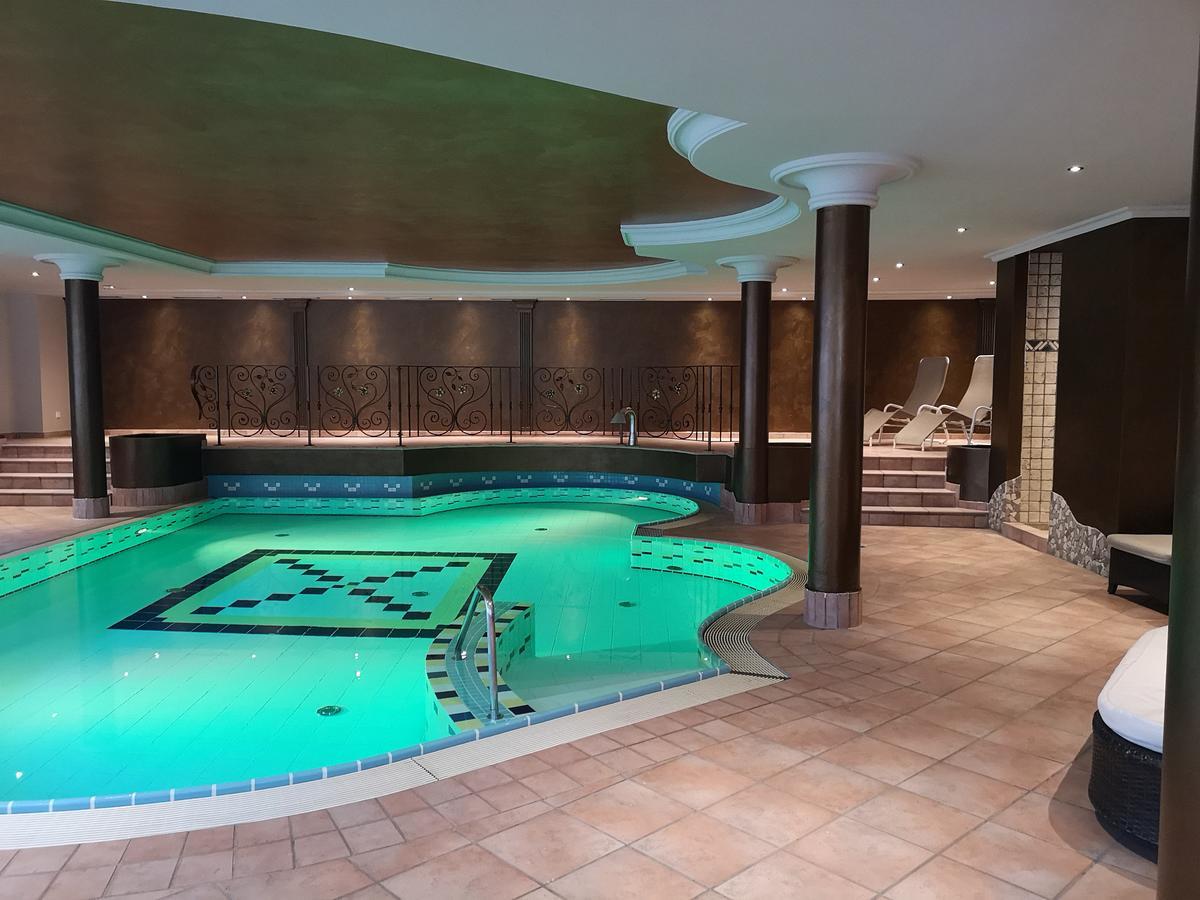Hotel Bergjuwel Neustift im Stubaital Bagian luar foto